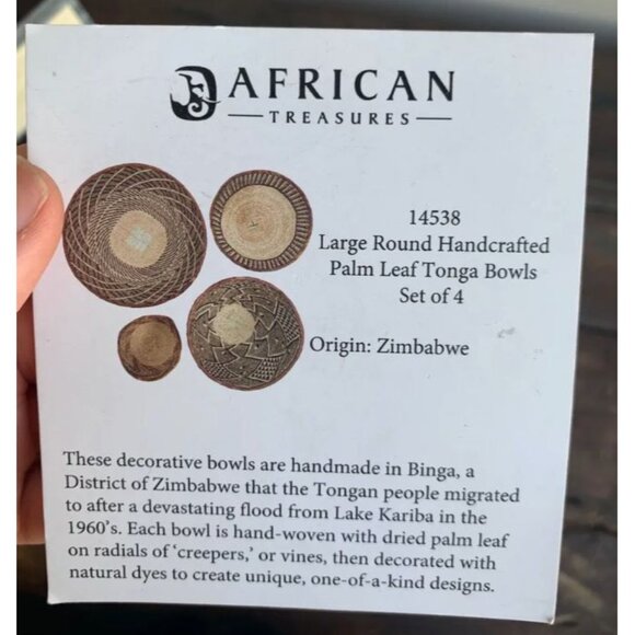 Vintage Tassel Handwoven Basket Intricate Hand-woven in Africa Tag signed - Picture 9 of 9